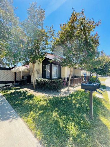 2314 Lindsey Ct, West Covina, CA 91792-2563