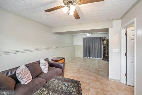 6103 Windsor Dr, Fredericksburg VA  22407-5036 exterior