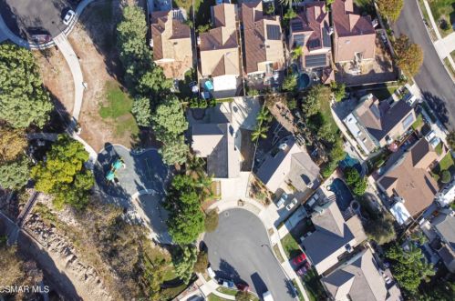 1494 Rio Vista Ct, Simi Valley CA  93065-5810 exterior