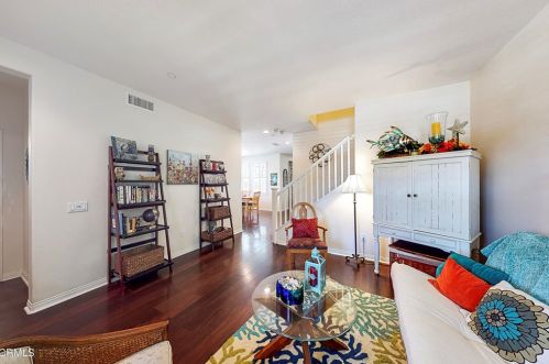 3244 Ventura Rd, Oxnard, CA 93036-5459