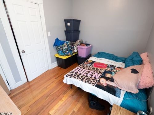 9 17th St, East Orange NJ  07017-5119 exterior