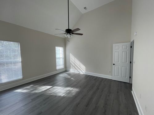 261 Palm St, Mount Pleasant SC  29464-3435 exterior