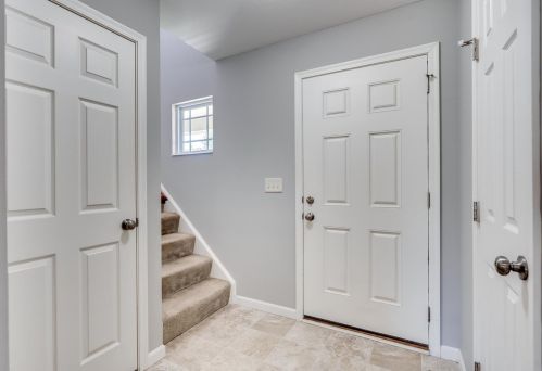 1270 Misty Lake Ln, Stonelick, OH 45103-1184