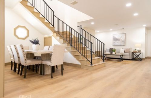 2809 Josie Ave, Long Beach CA 90808-4106 exterior