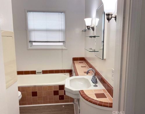 5348 Appian Way, Long Beach CA 90803-4151 exterior