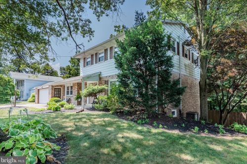 11 Broadmoor Dr, Navy Sup Dpt, PA 17055-5626