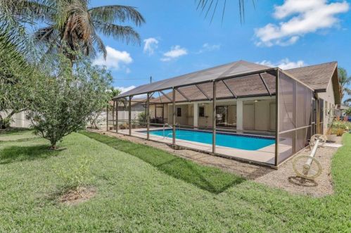 3728 6th Ave, Cape Coral FL  33904-5203 exterior