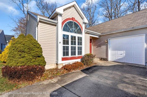 18 Portebello Rd, Jackson Twp NJ  08527-3934 exterior