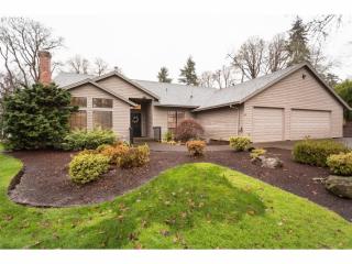 18120 Oatfield Rd, Gladstone, OR