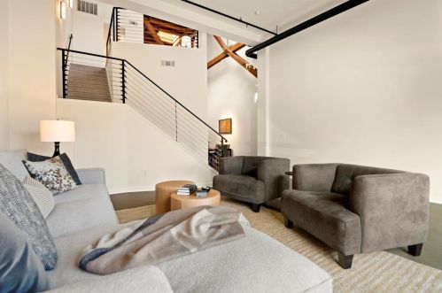 536 Manzana Pl, San Jose CA  95112-7812 exterior