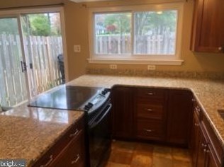 211 Oberlin Ter, Lansdale PA 19446-4962 exterior