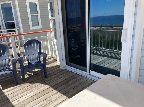 120 Gorrie Dr, Saint George Island FL  32328-2411 exterior