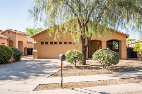 2463 Haase Ct, Tucson, AZ 85745-1881