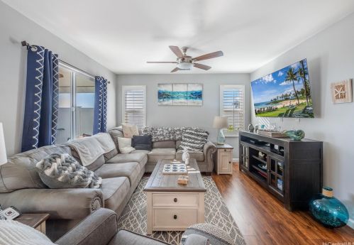 91-1429 Kaileolea Dr, Ewa Beach, HI 96706-5033