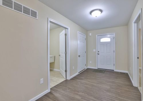 1282 Fieldhurst Ct, Florence KY  41042-8416 exterior