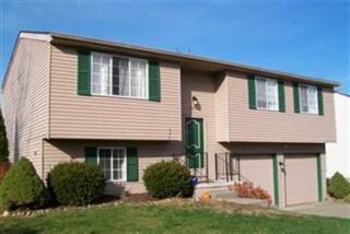 511 Valley Dr, Medina, OH 44256-2925