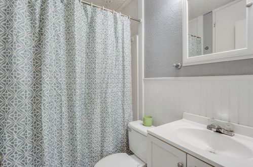 3759 Kris St, Fort Worth TX  76180 exterior