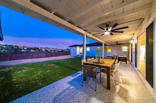 4350 Highland Dr, Carlsbad CA  92008-4225 exterior