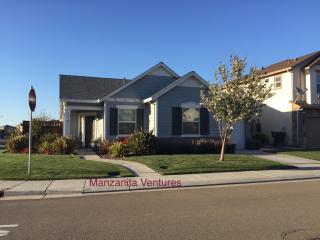 2765 Tapestry St, Manteca CA  95337-8726 exterior