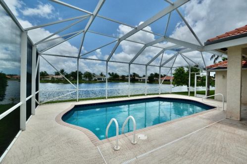 132 Kapok Cres, West Palm Beach, FL 33411-4747