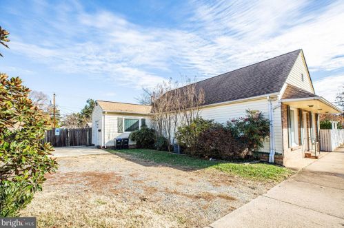 1403 Franklin St, Fredericksburg, VA 22401-4504