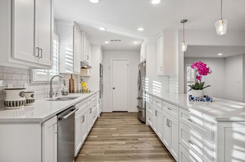 1133 Melrose Dr, Richardson TX  75080-3936 exterior