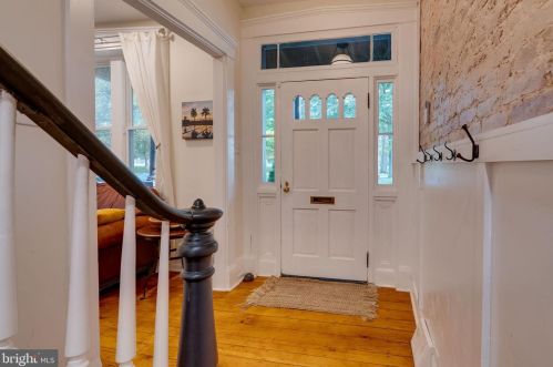 721 Orange St, Lancaster PA  17602-3118 exterior