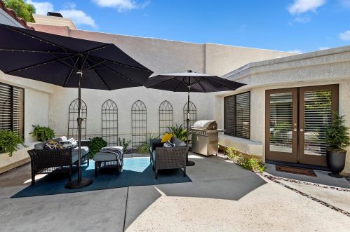 50076 Calle Rosarita, La Quinta CA  92253-2528 exterior