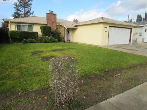 3942 Stanford Way, Livermore, CA 94550-3655