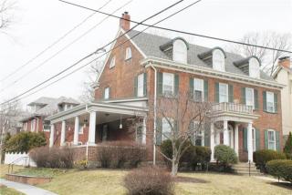 129 Pierce St, Easton, PA 18042-1661