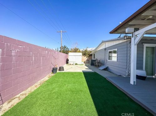 10275 Frontier Trl, Beaumont CA  92223-5475 exterior