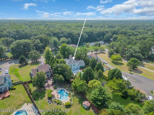 117 Frank Applegate Rd, Jackson Twp NJ  08527-2454 exterior