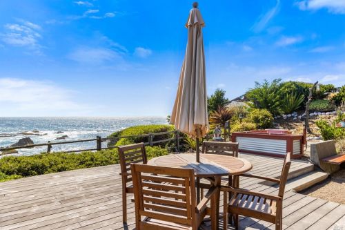 14240 Headlands Point Way, Mendocino CA  95460-9612 exterior