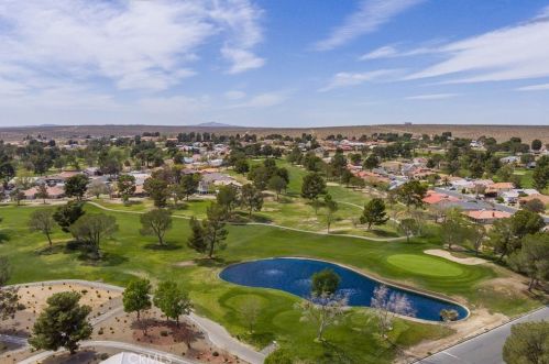 14988 Blue Grass Dr, Helendale CA  92342-7727 exterior