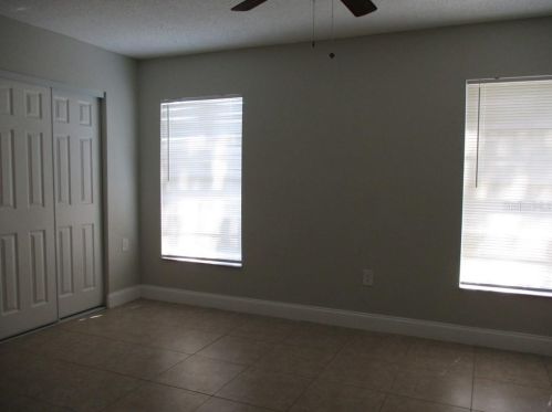 5662 Minaret Ct, Orlando FL  32821-8121 exterior