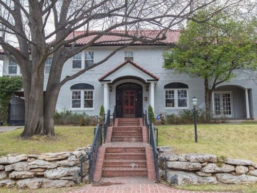 1217 27th St, Tulsa, OK 74114-3913