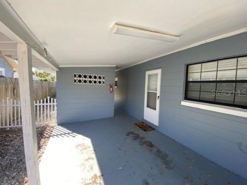 212 Par St, Orlando, FL 32804-3806
