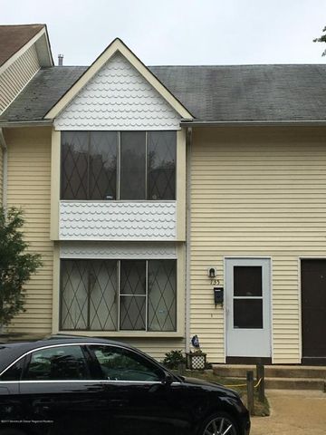 135 Governors Rd, Lakewood, NJ 08701-1462