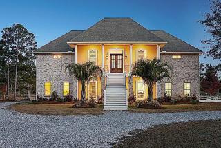 59110 Cypress Bayou Ln, Lacombe, LA 70445-3602