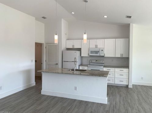 344 Parish Ave, Lehigh Acres, FL