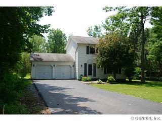 5930 Densmore Rd, Livonia, NY 14487-9624