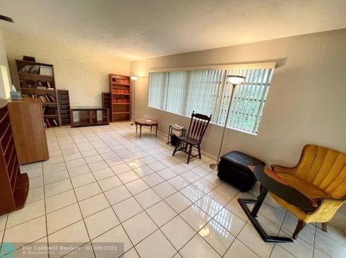 8631 17 Ct, Hollywood FL 33028 exterior