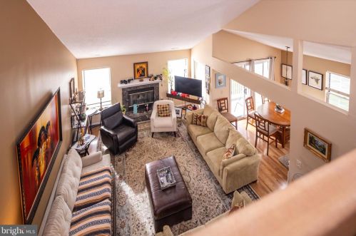 314 American Eagle Ct, Trenton NJ 08648-2558 exterior