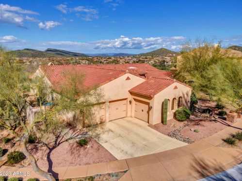 35804 27th Dr, Phoenix AZ  85086-5519 exterior