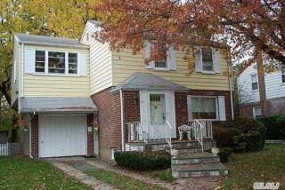 158 Queens Ave, Floral Park, NY 11003-4339