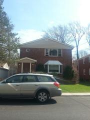18 Nightingale St, Staten Island, NY 10306-1334