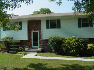 145 Amesbury Rd, Knoxville, TN 37934-3020