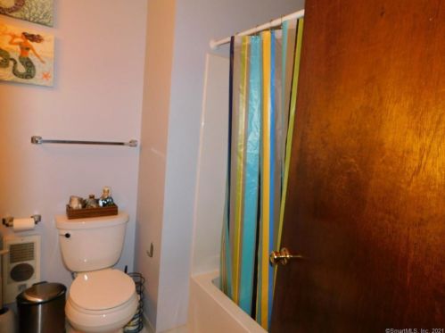 3 Fox Tail Ln, Brookfield Center CT  06804-3705 exterior