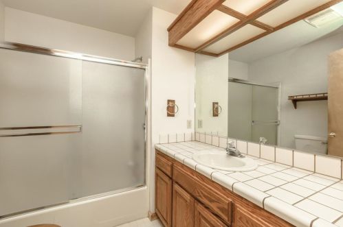 10625 Saxon Way, Truckee CA  96161-1152 exterior