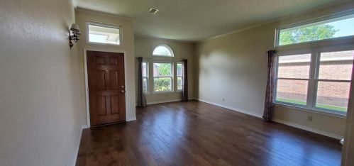 605 Andersonville Ln, St Paul, TX 75098-5301